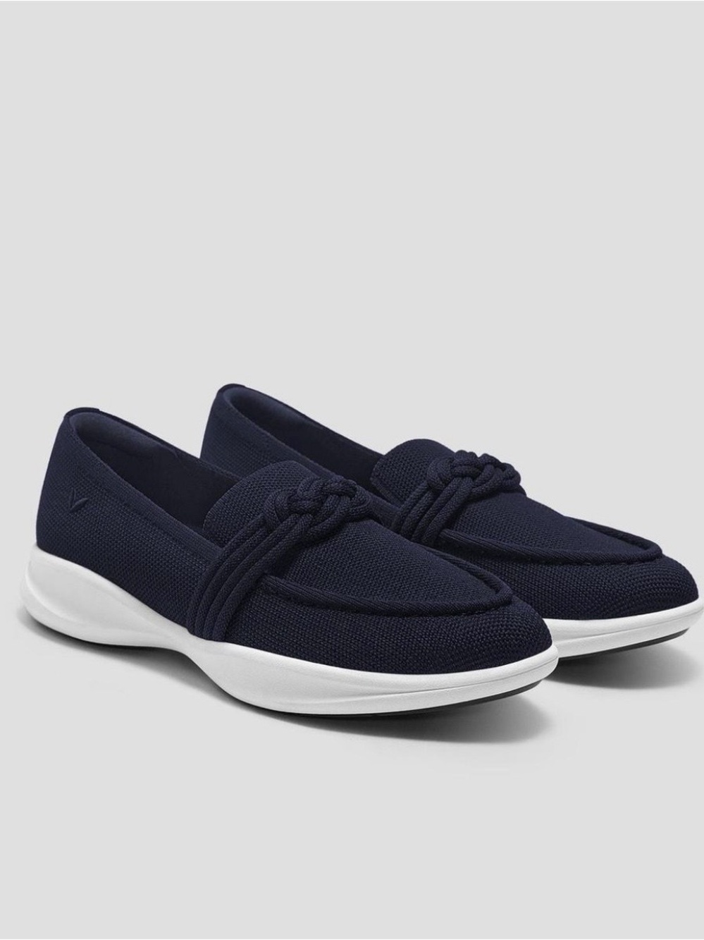 Vivaia Iasmin Walker Pro Hybrid Comfort  Slip-On Penny Loafers in Navy.